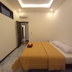 https://rumah-wj-rooms-and-suites.ubudhotelsnow.com